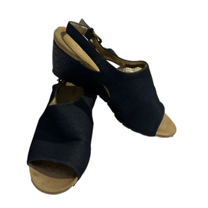 BANDOLINO Blue jean sandals pre owned